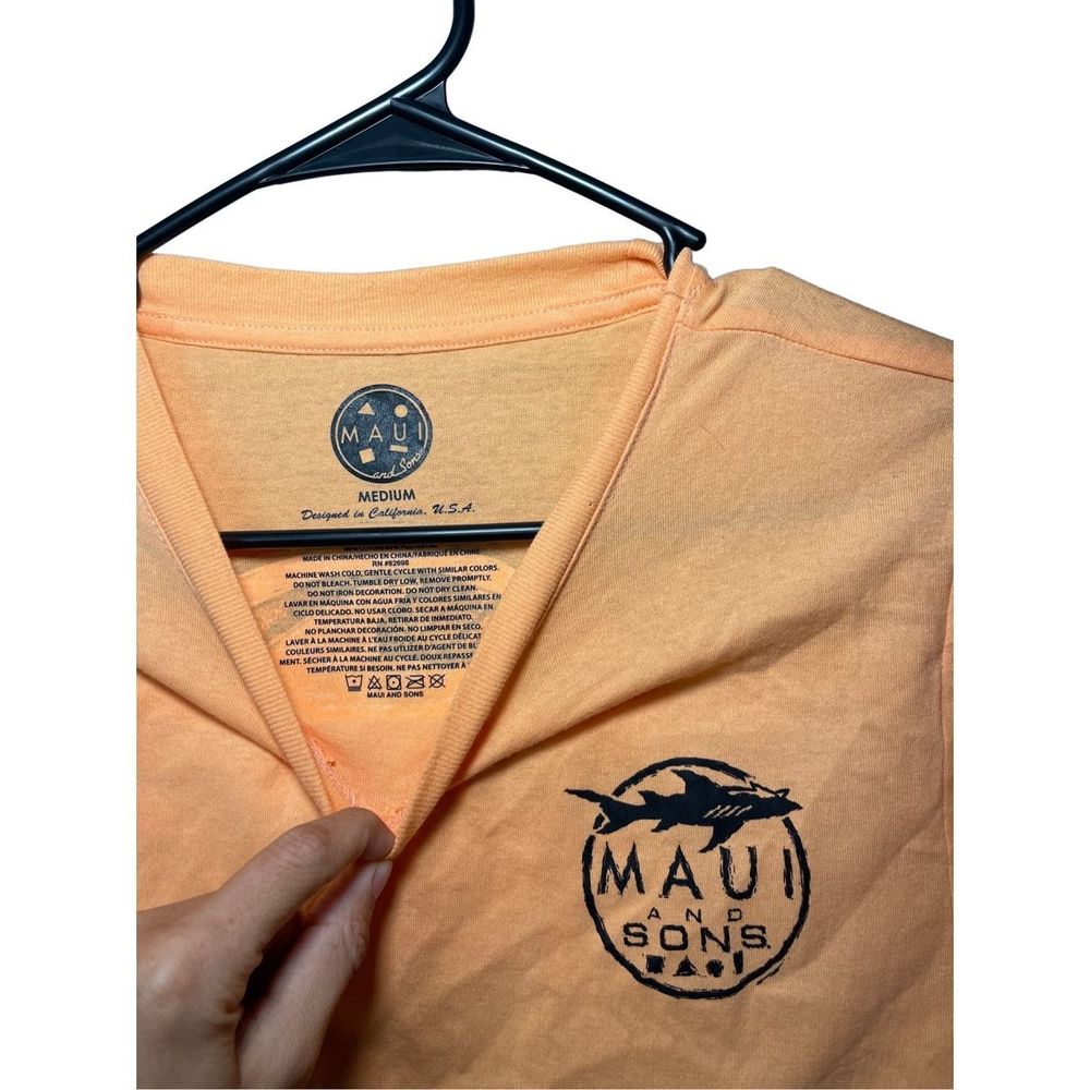 Maui and Sons Orange Tshirt Size Medium - Picture 3 of 4